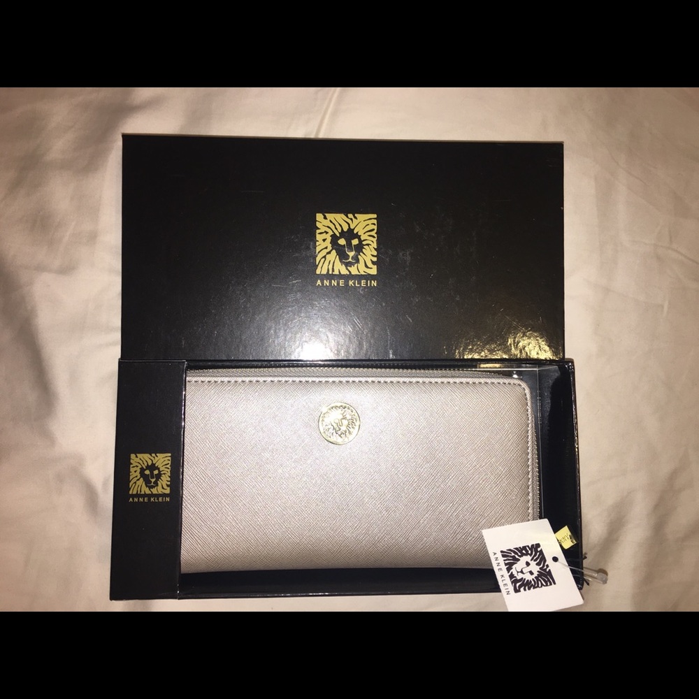 Brand New Anne Klein Wallet